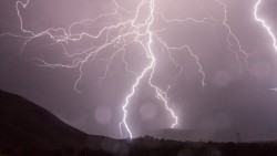 CARTE. Météo : les orages vont balayer la France ce lundi 3 août, 75 départements en vigilance jaune à partir de 6 h, voici les régions concernées